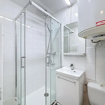 Des Montagnes By Interhome Apartment Bellevaux